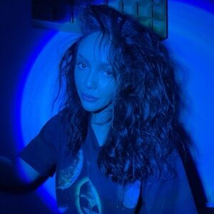 Meet your Posher, Lyric